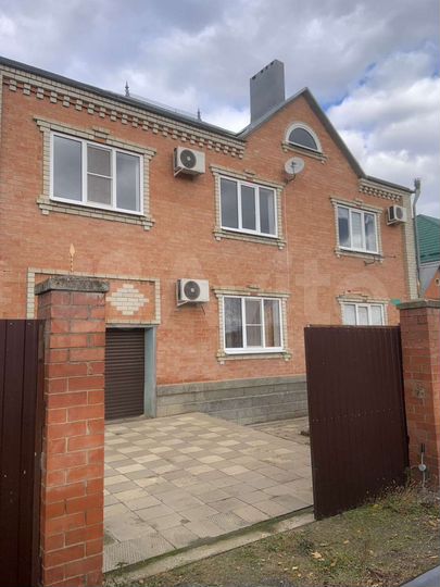 Дом 360 м² на участке 10 сот.