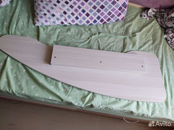 Бортик- ограничитель в кровать ребенка