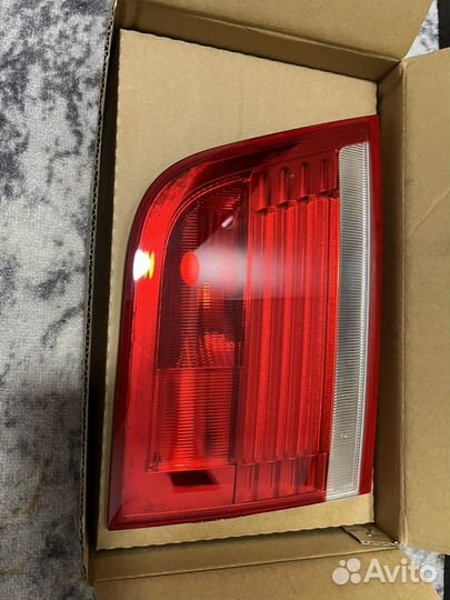 Фонари в крышку багажника бмв Х5Е70 дорест