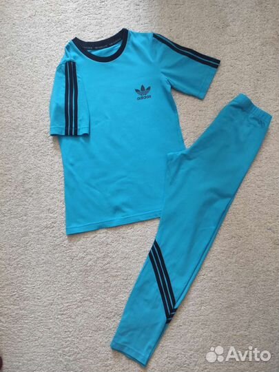 Спортивный костюм