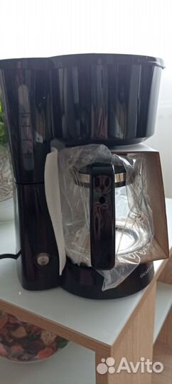 Кофеварка новая