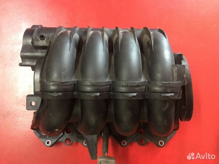 Впускной коллектор Citroen C4 2 EC5 2014