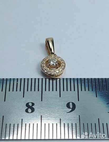 Золотая подвеска с бриллиантами