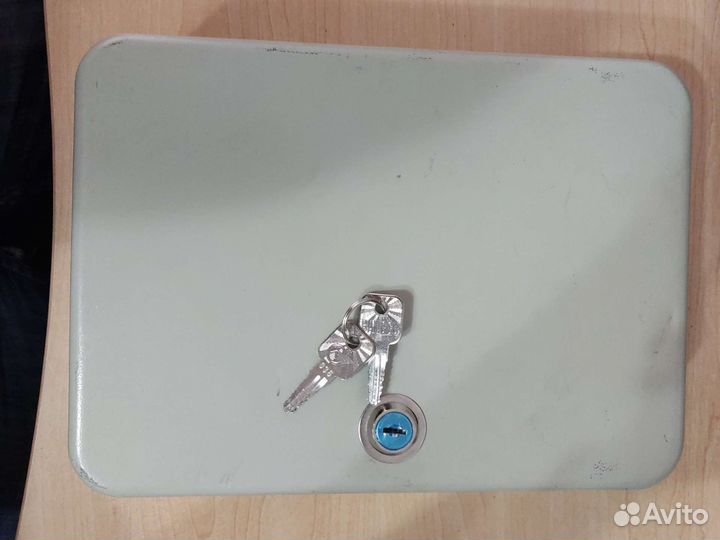 Ключница на 60 ключей