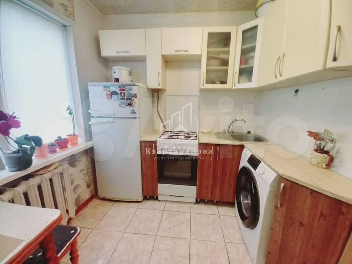 2-к. квартира, 44 м², 1/4 эт.