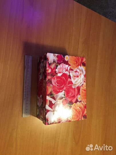 Коробки для подарков