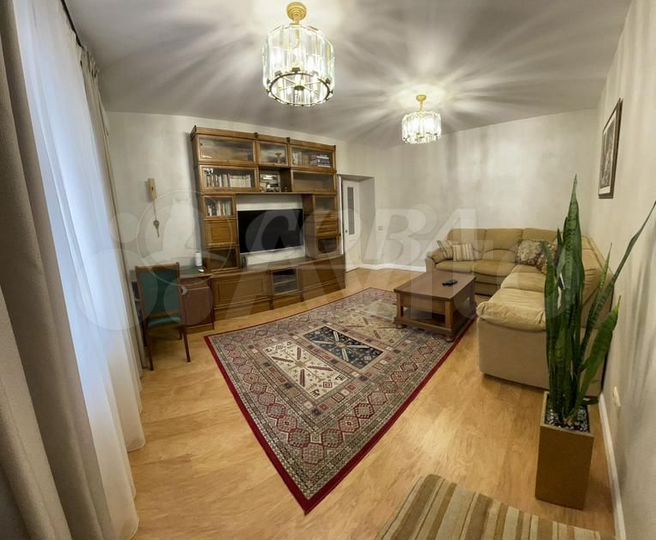 3-к. квартира, 100 м², 10/14 эт.