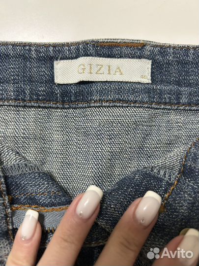 Шорты Gizia