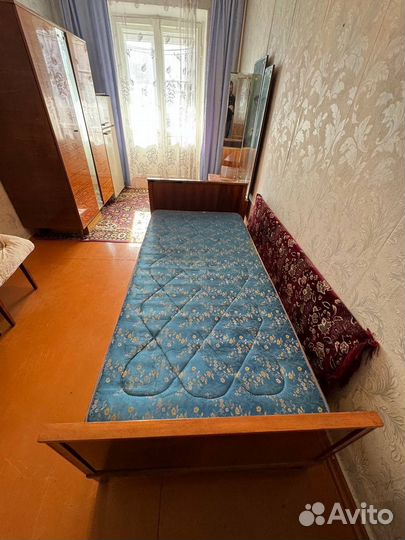Кровать с матрасом бу
