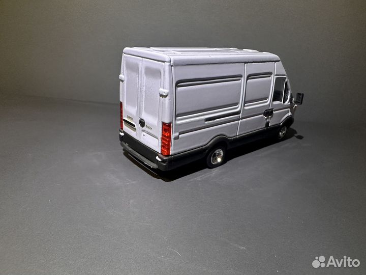 Iveco daily 1:43