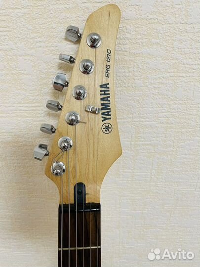 Электро гитара