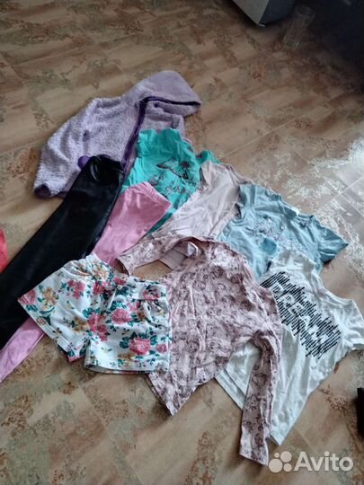 Продам пакетом вещи на девочку 104-110