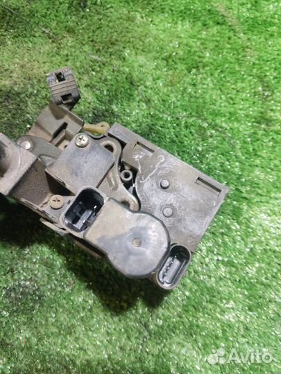 Замок двери задний правый Chery M11 A3 SQR481F