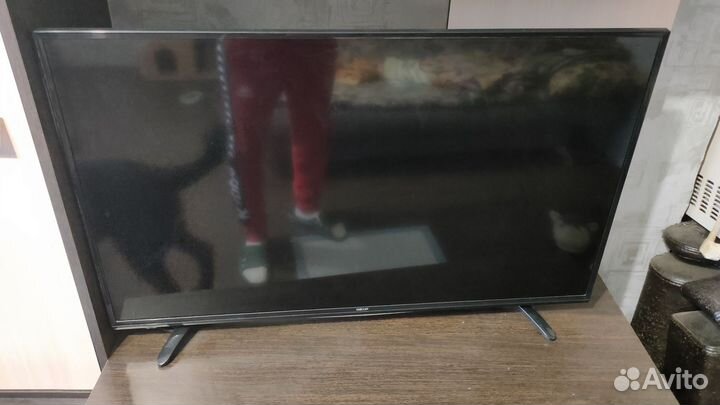 Телевизор smart tv 40