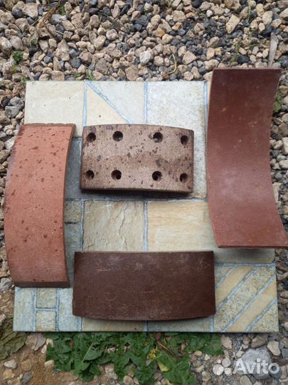 Накладки на колодки