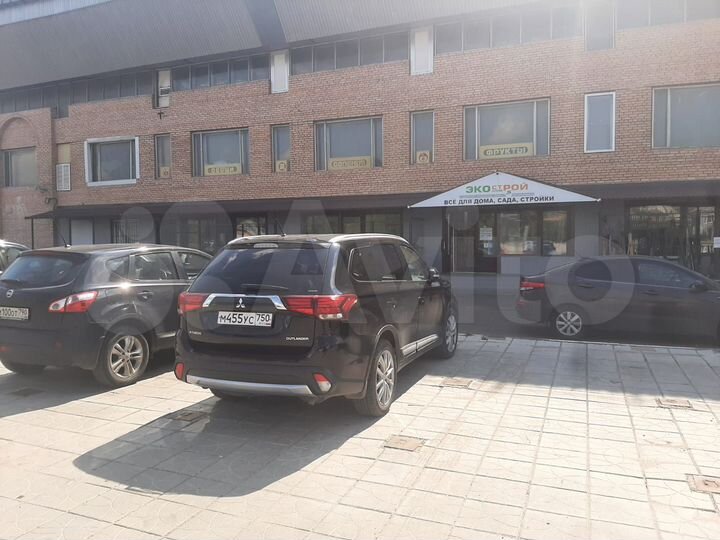 Помещение 503.8 м²