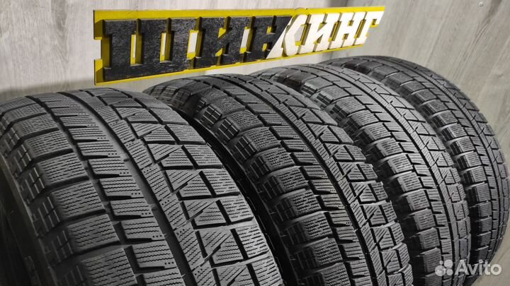 Bridgestone Blizzak Revo GZ 215/50 R17