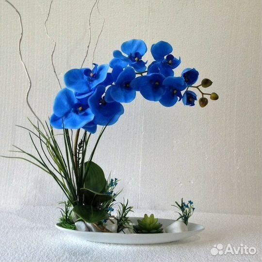 Композиции из копий растений и живые