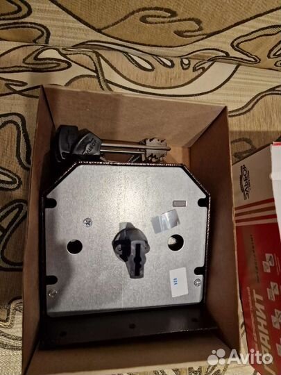 Замок дверной накладной Эльбор Гранит 1.06.61.ма