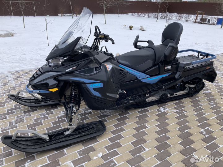 BRP Lynx Commander 900