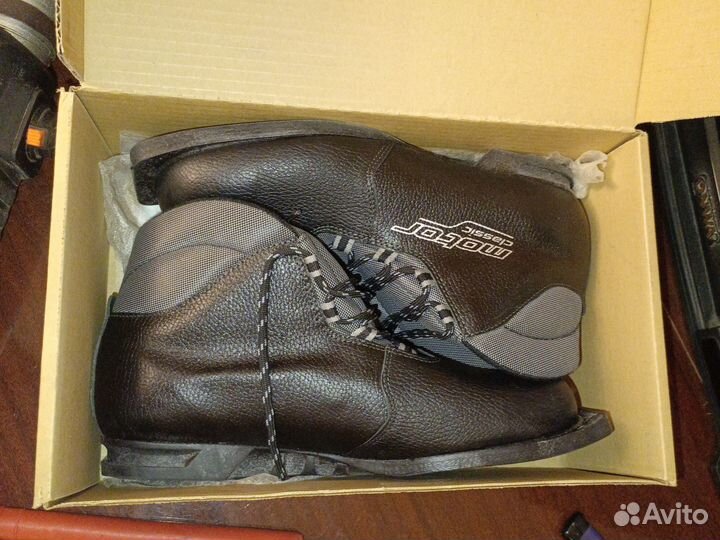 Новые лыжные ботинки Motor Classic 46 размер