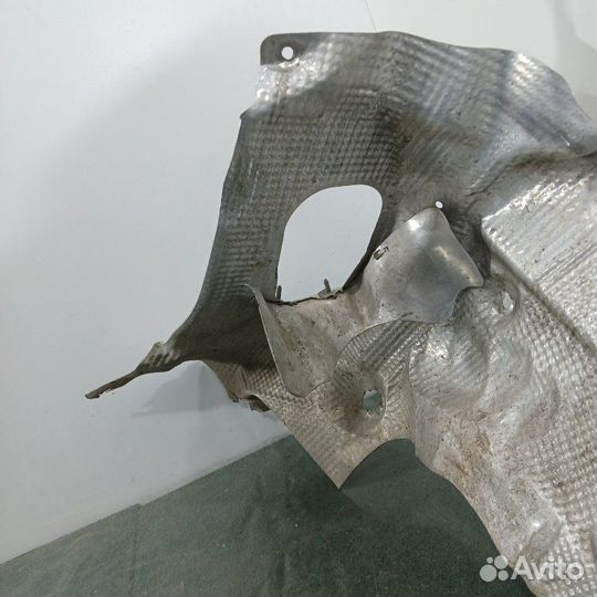 Тепловой экран передний левый Mercedes-Benz S W221