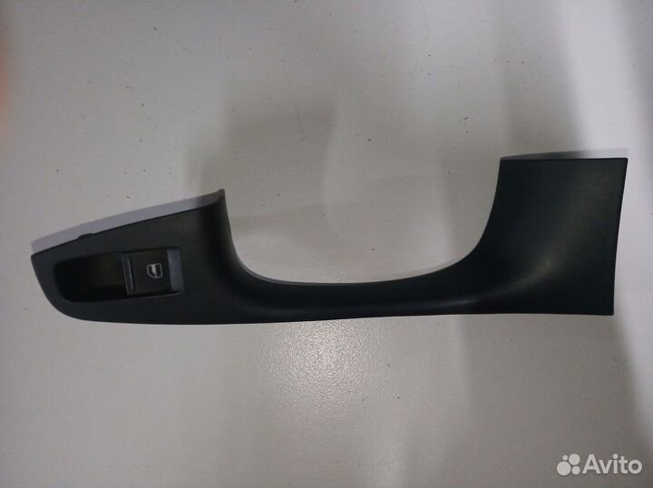 Volkswagen Jetta (NF) кнопка стеклоподъемника прав