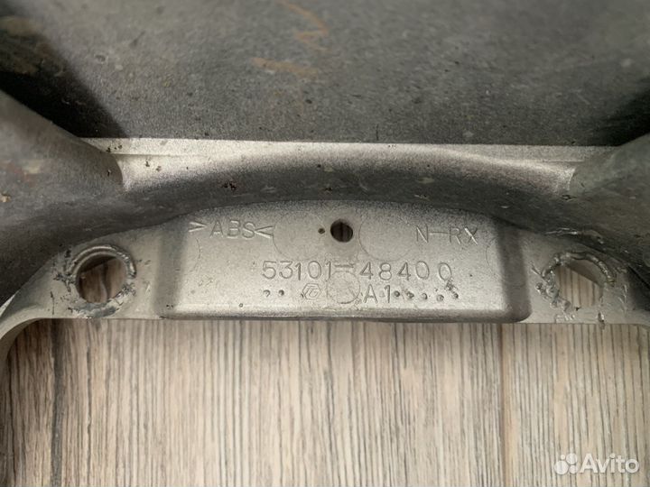 Решетка радиатора Lexus rx 350 2014 г. F-sport