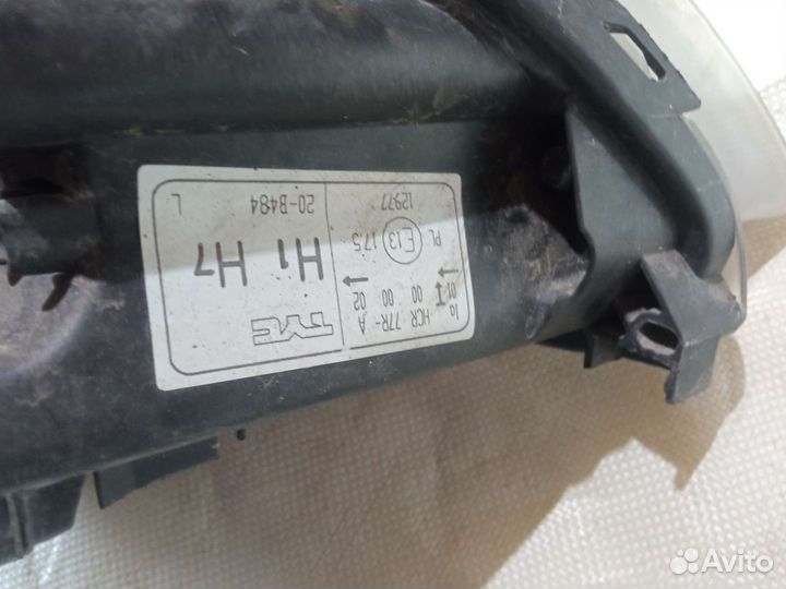 Фара Ford Focus 2