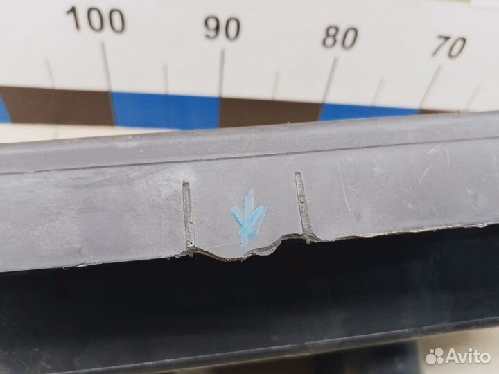 Ящик для инструментов Avensis II 2003-2008