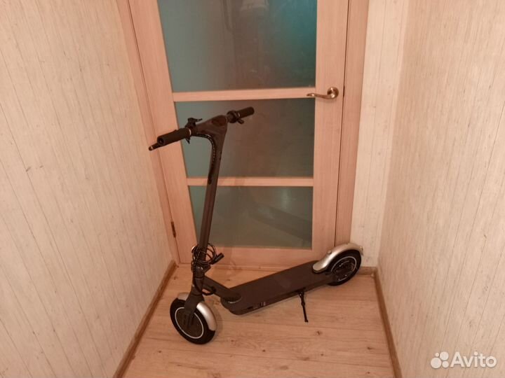 Электросамокат Hiper triumph х101