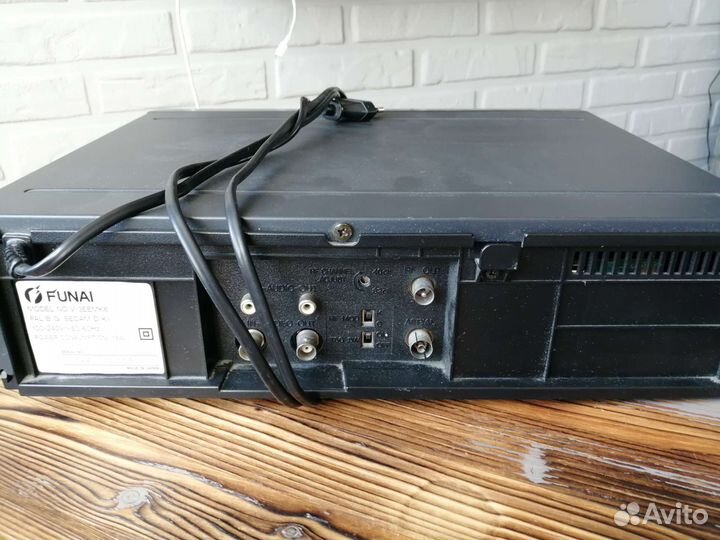 Видеомагнитофон funai V-3EE MK6. Made in Japan