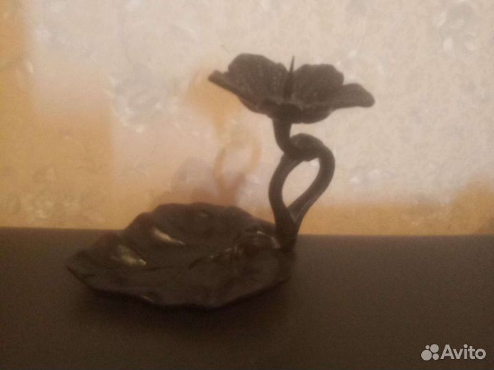 Подсвечник