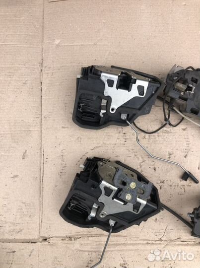 Замок центральный механизм на дверь BMW X5 E70