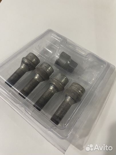 Секретки для колес