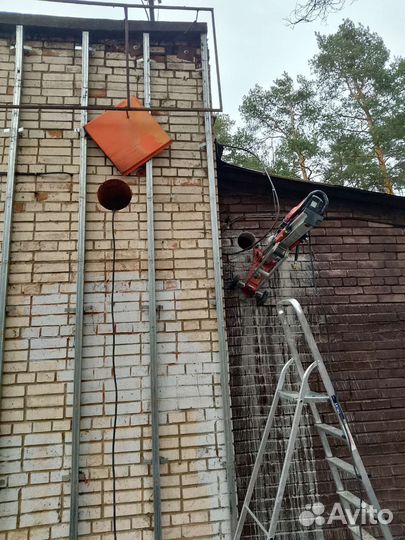 Горизонтальное алмазное сверление отверстий