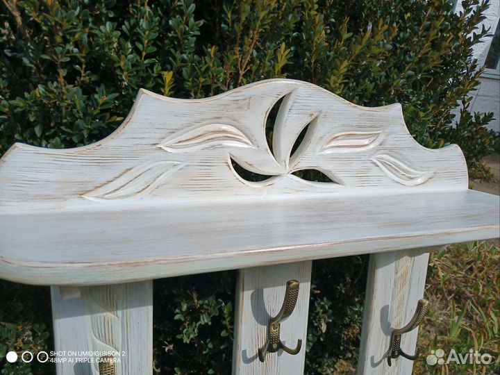 Вешалка в прихожую