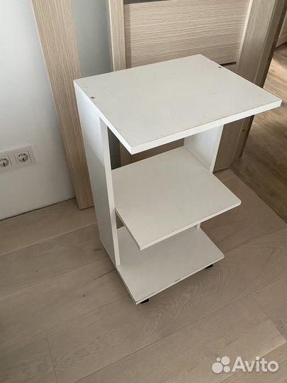 Косметический столик