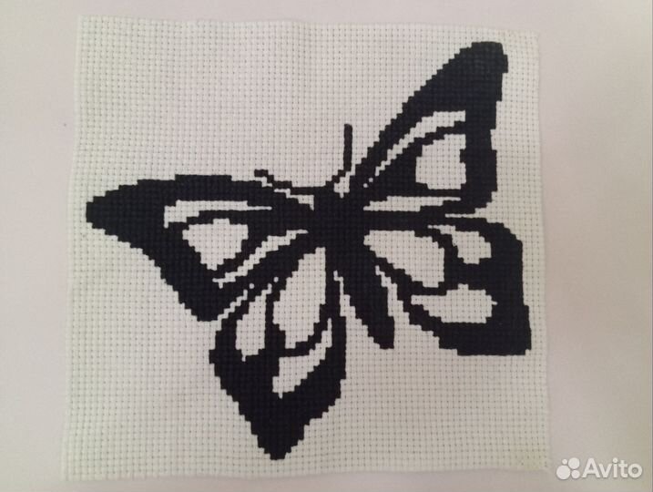 Квартира вышитая крестом ручная работа