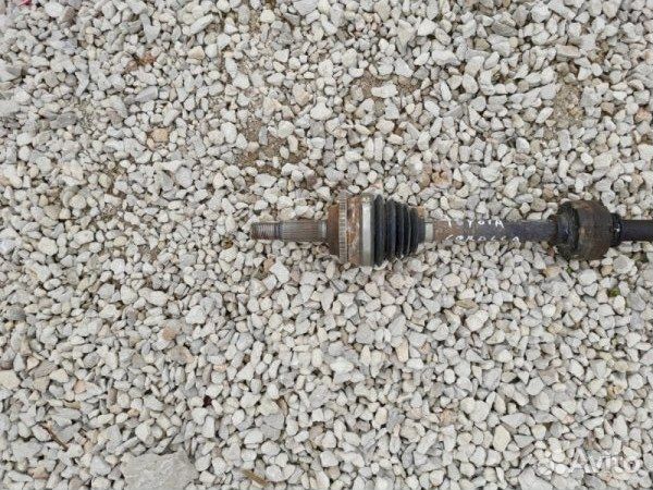 Полуось (привод) передний правый Toyota Corolla