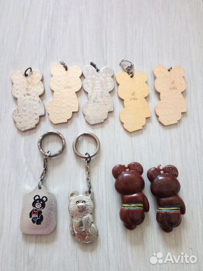 Значки, брелки и вымпел 