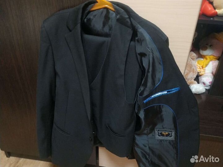 Костюм тройка для мальчика 146-152 бу