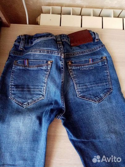 Джинсы подростковые