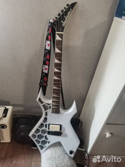 Электрогитара