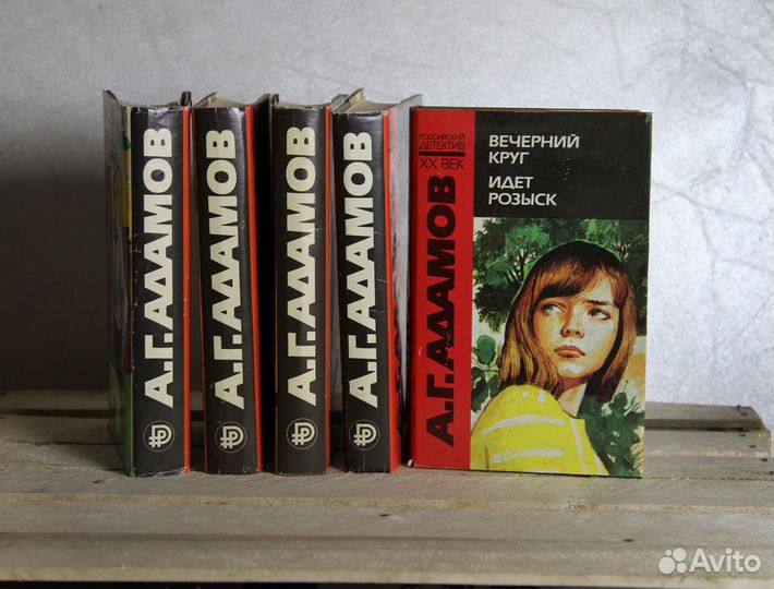 Популярные детективные истории