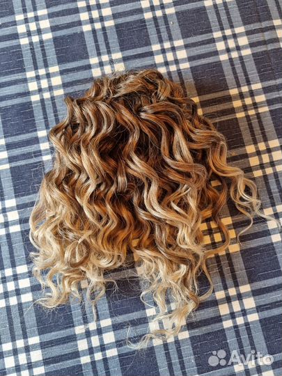 Афролоконы, канекалон, косы