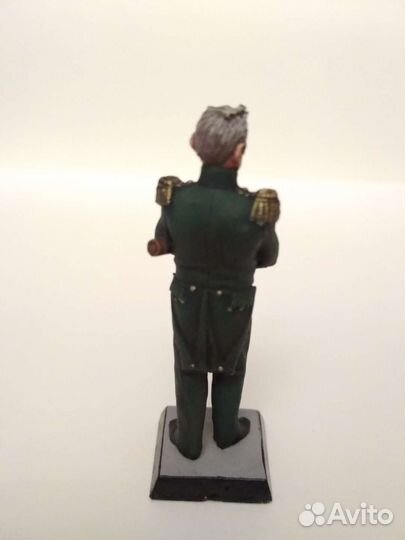 Солдатики оловянные, разная роспись