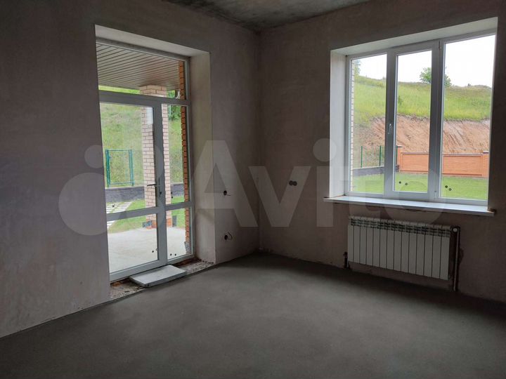 Дом 235 м² на участке 12 сот.