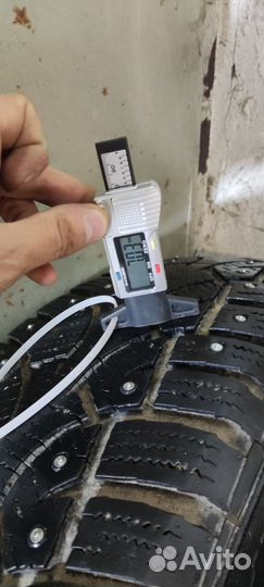 Continental ContiIceContact 4x4 225/65 R17