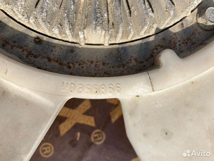 Вискомуфта Mitsubishi Pajero 4 6G75 2010